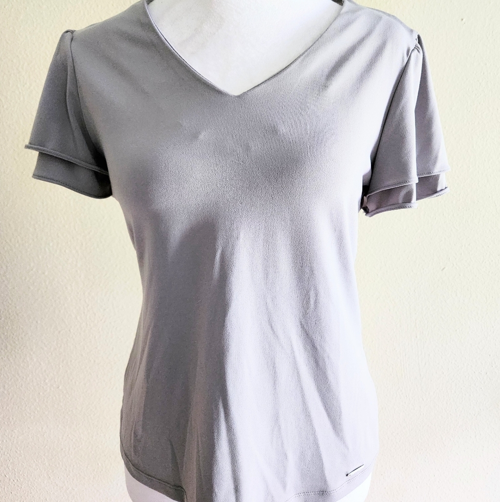 Calvin Klein Light Gray V-Neck Short Sleeve Blouse